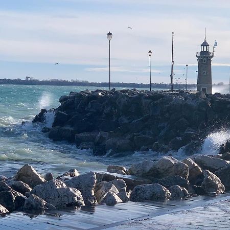 Antonella Gardalake 2 Desenzano del Garda Eksteriør bilde