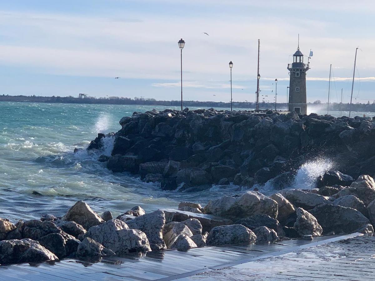 Antonella Gardalake 2 Desenzano del Garda Eksteriør bilde