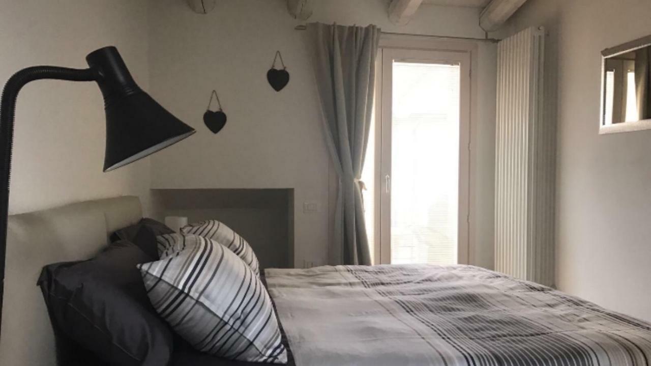 Antonella Gardalake 2 Desenzano del Garda Eksteriør bilde
